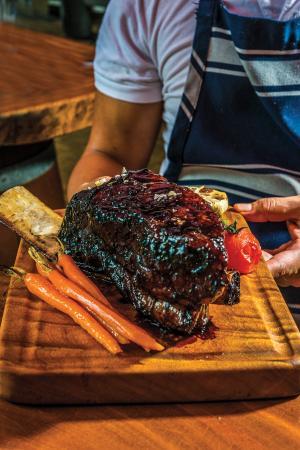 Elements Poolside Bar & Bistro